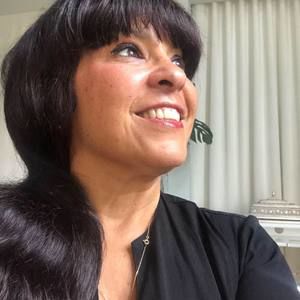 Meet your Posher, Valerie